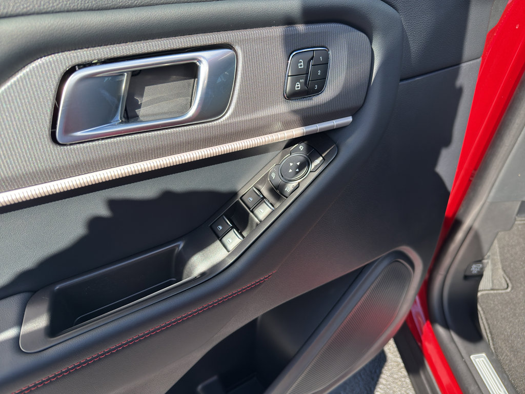 New 2025 Ford Explorer ST-Line w/ Premium Package image 10