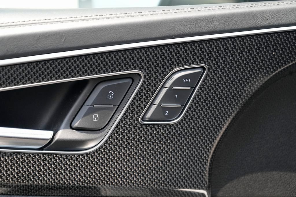 Used 2022 Audi SQ8 Prestige w/ Prestige Package image 28