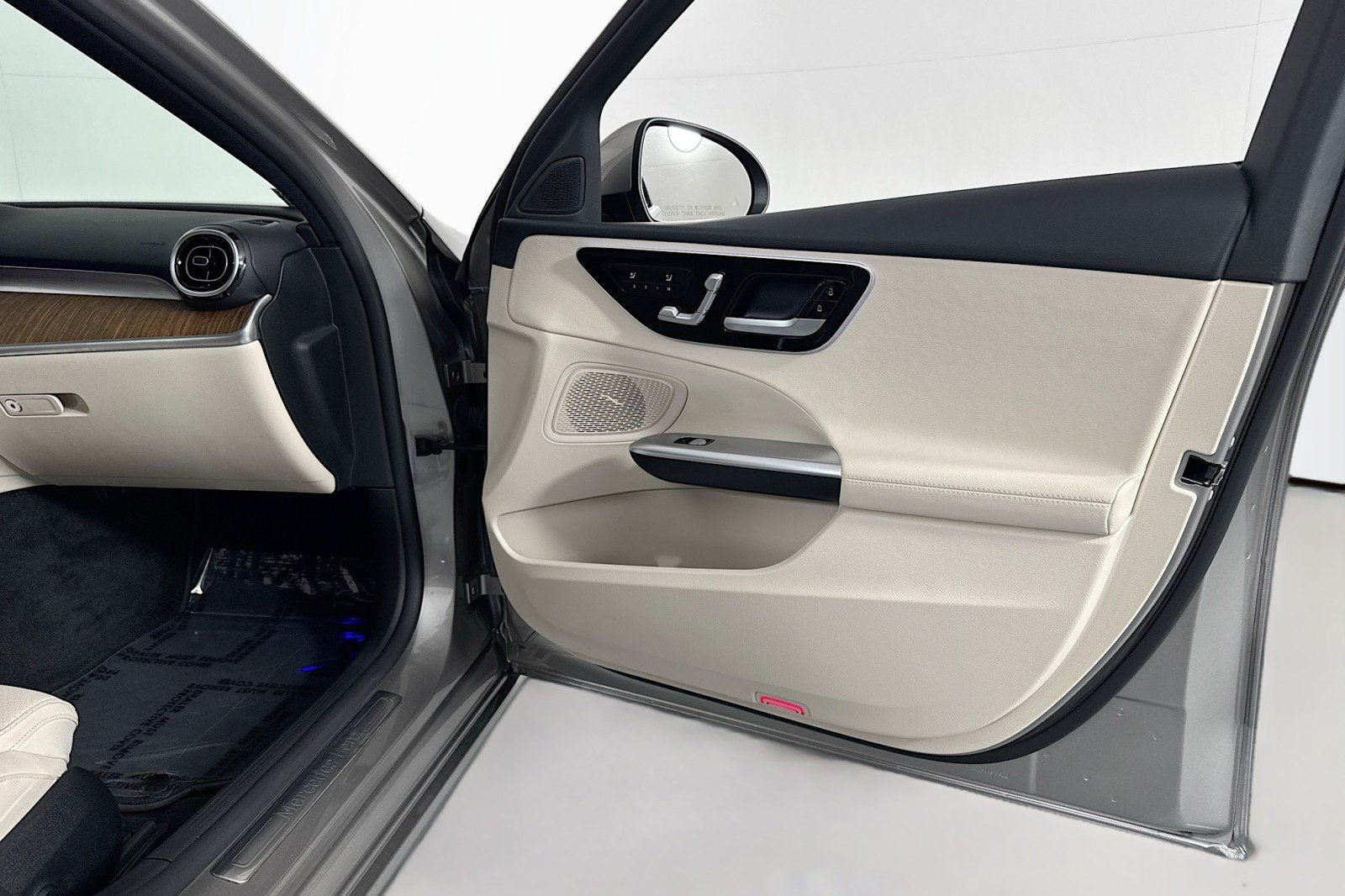 Certified 2022 Mercedes-Benz C 300 Sedan image 25