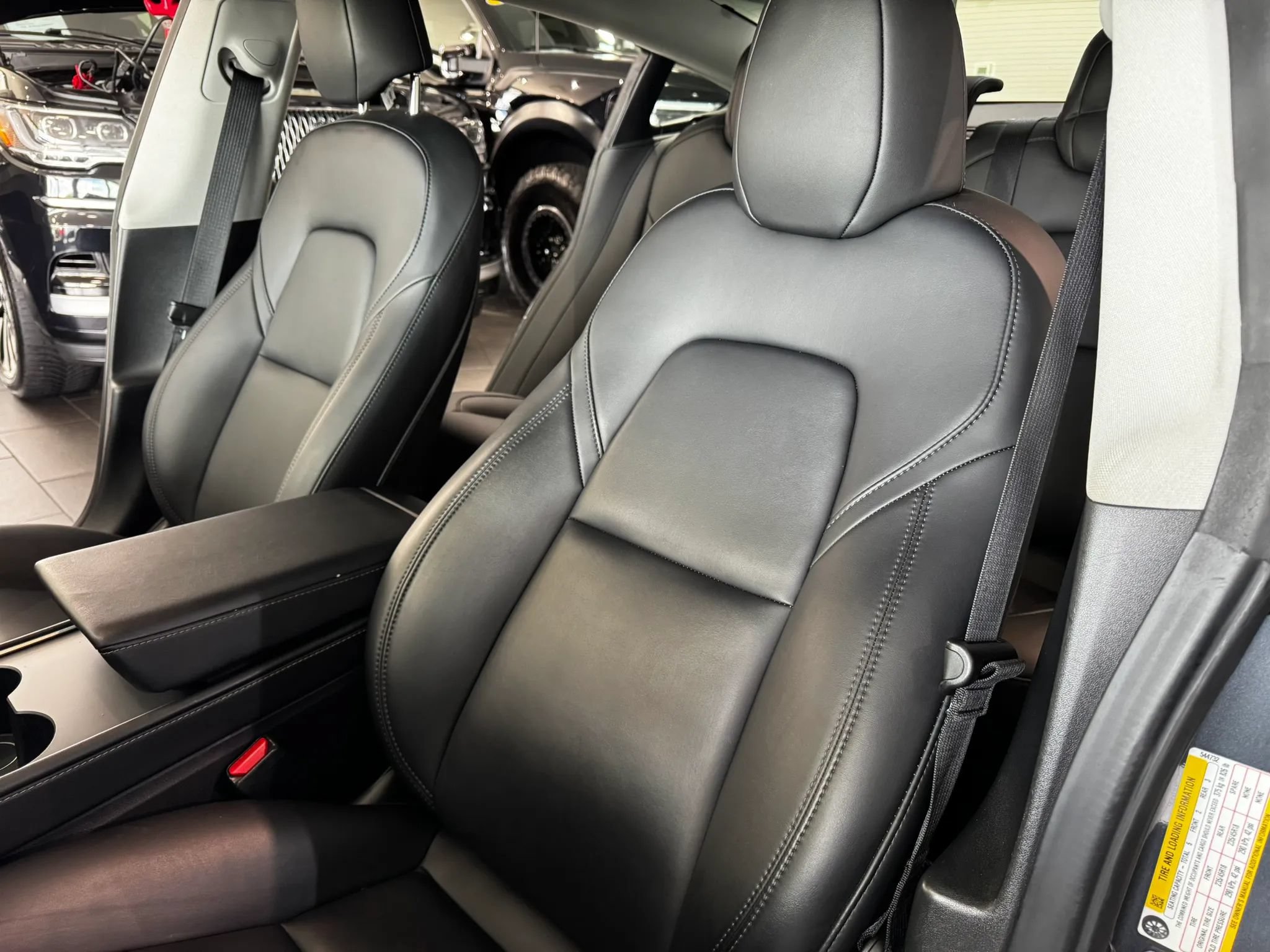 Used 2023 Tesla Model 3 Standard Range RWD image 9