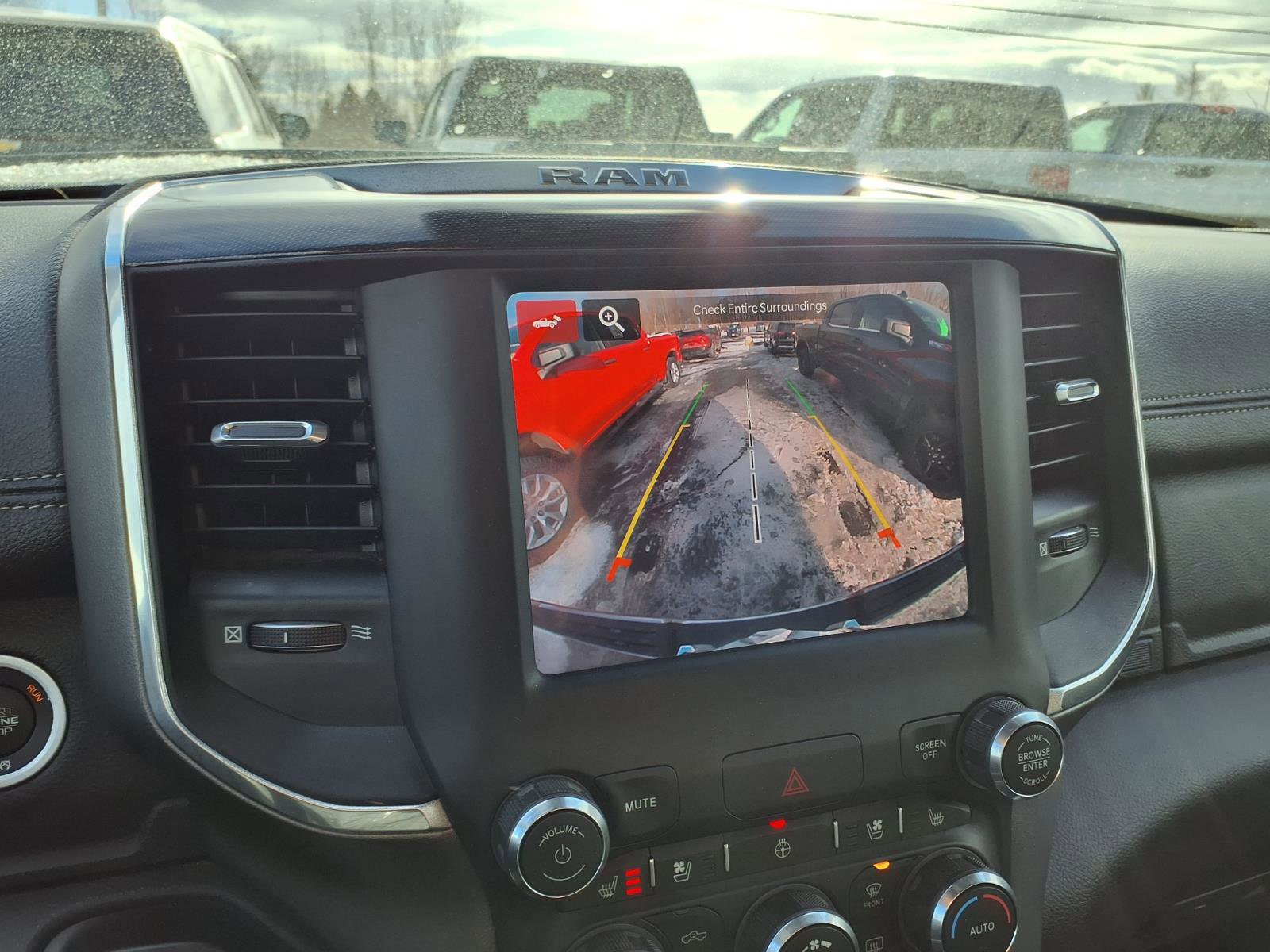 Used 2022 RAM 1500 Laramie w/ Sport Appearance Package AWD/4WD image 10