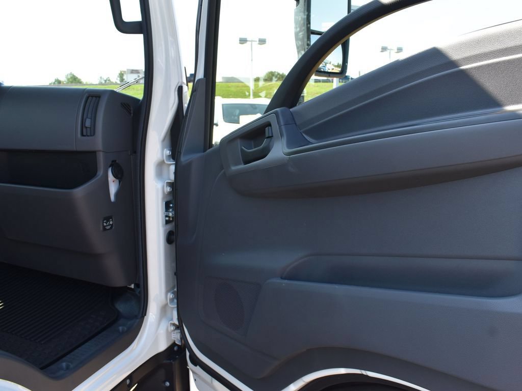 New 2025 Chevrolet Low Cab Forward 5500 XD RWD image 17