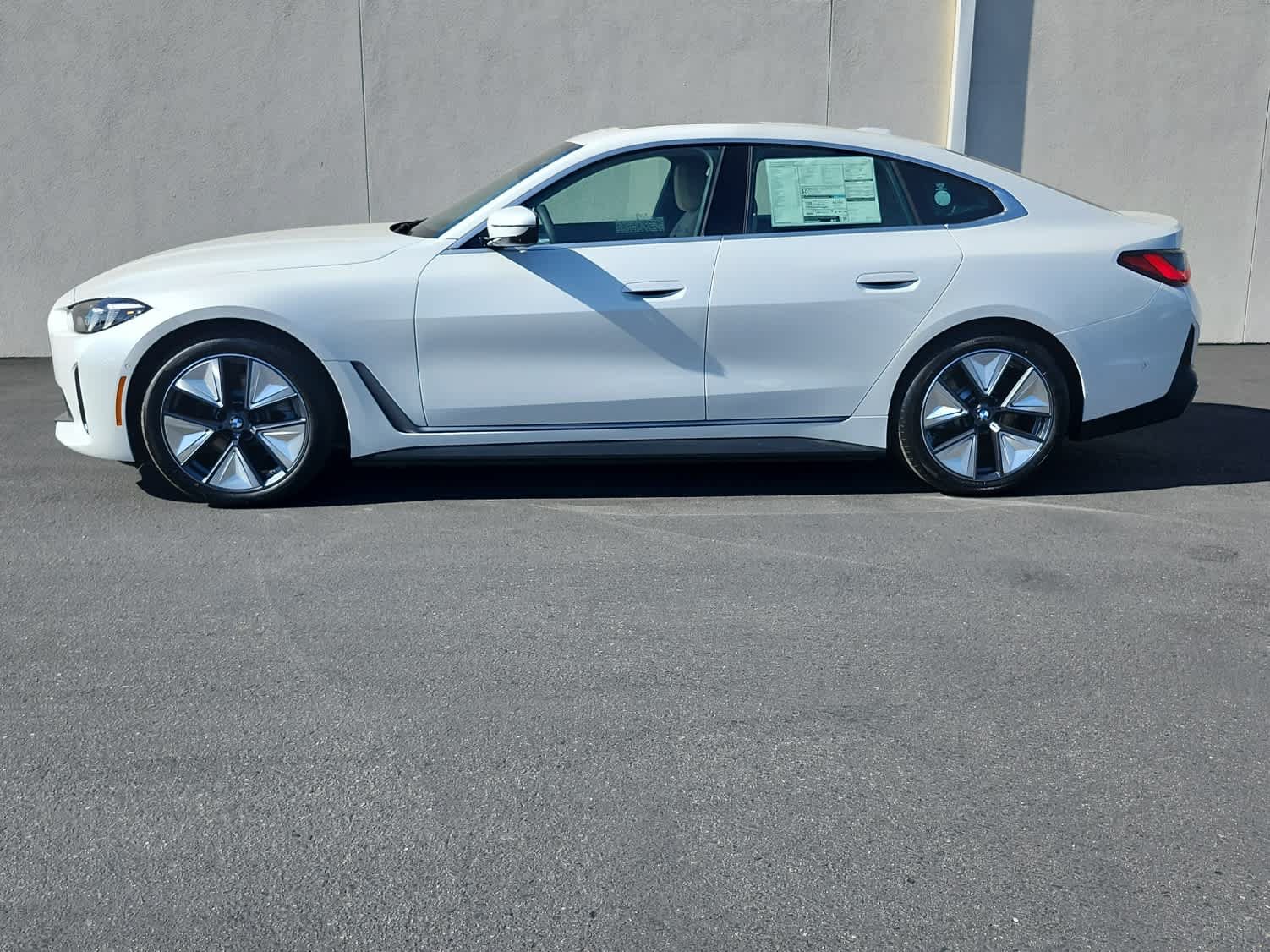 New 2026 BMW i4 eDrive40 w/ Premium Package RWD image 4