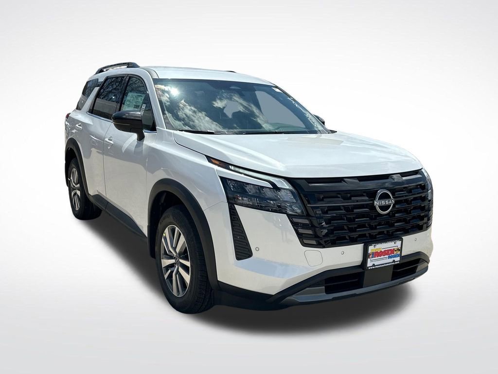 New 2026 Nissan Pathfinder SL image 7