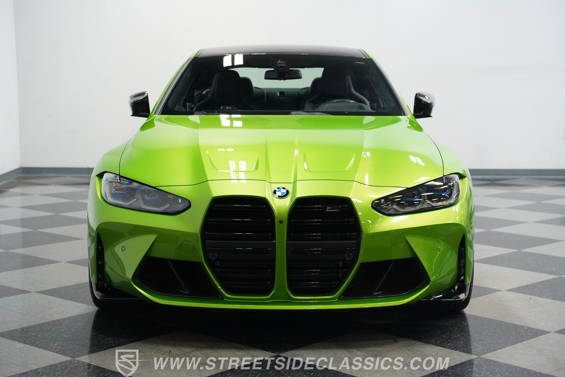 Used 2021 BMW M4 Competition w/ M Carbon Exterior Package RWD image 18