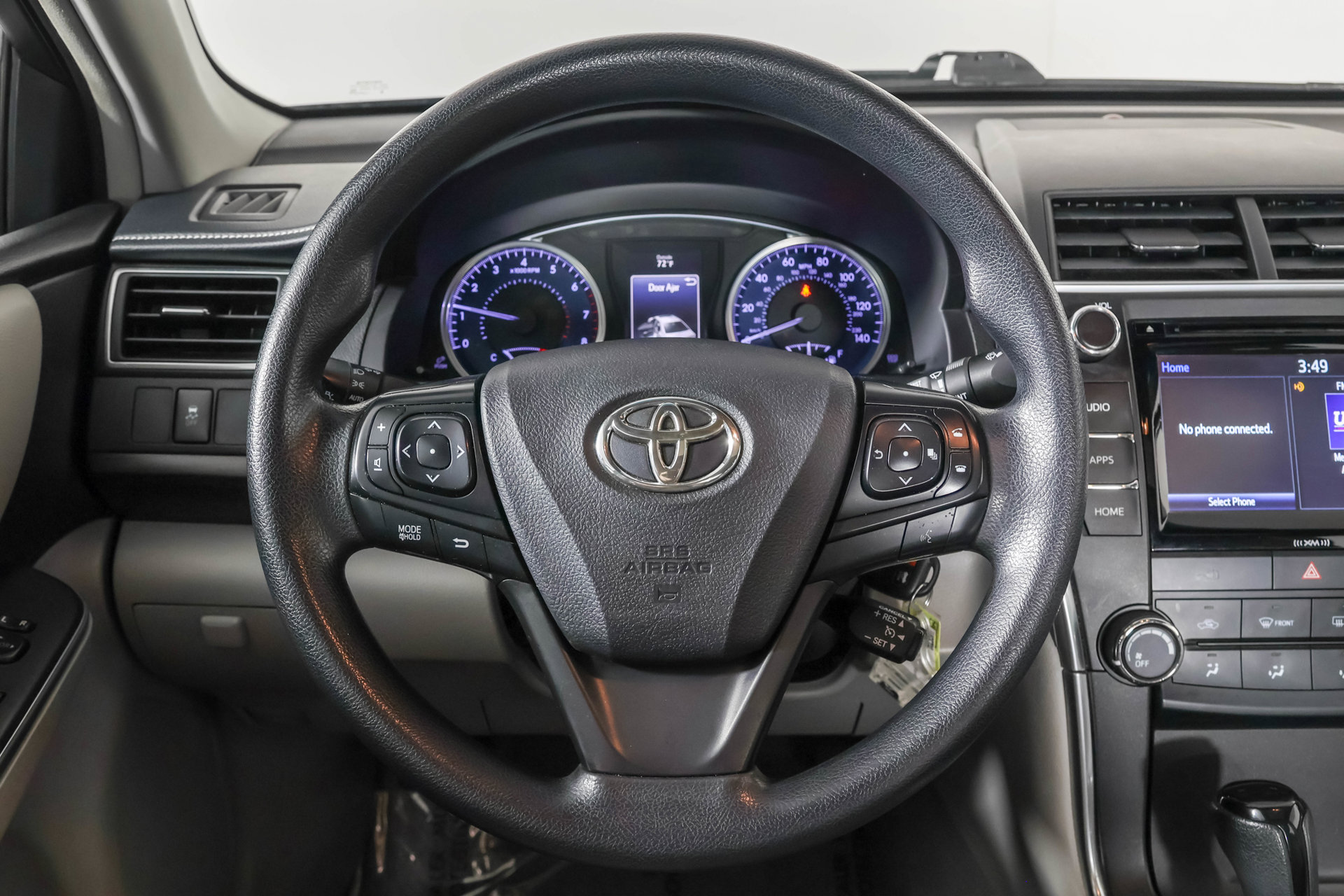 Used 2017 Toyota Camry LE w/ Moonroof Package FWD image 25