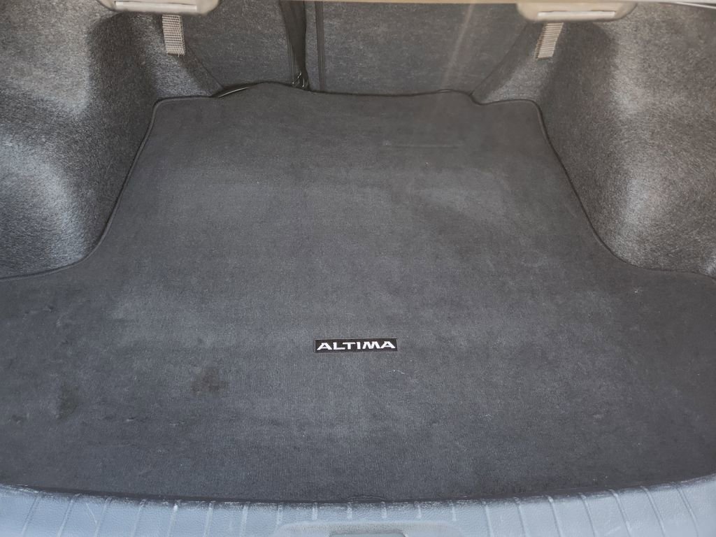 Used 2024 Nissan Altima 2.5 SV image 35