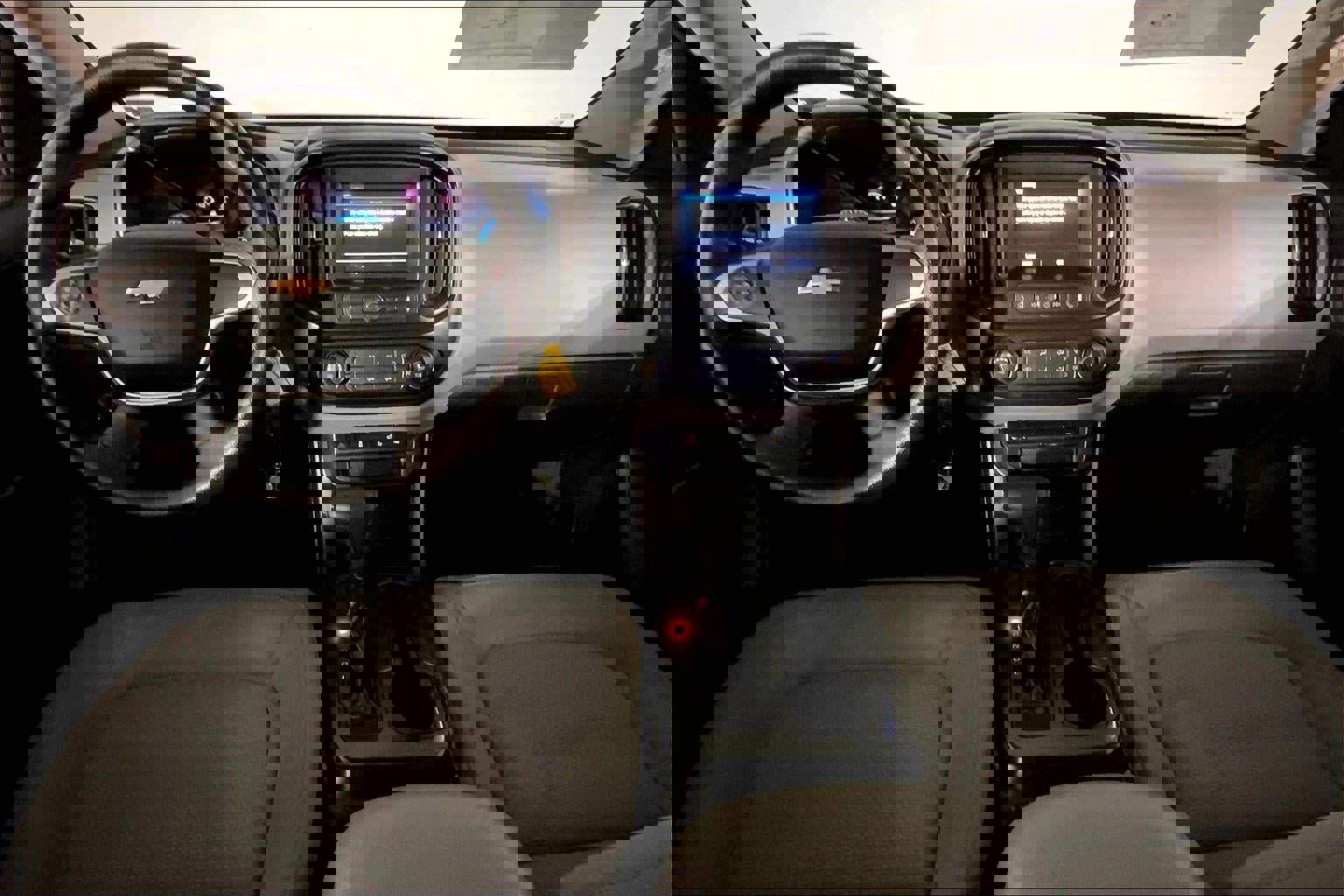 Used 2019 Chevrolet Colorado W/T w/ Custom Special Edition image 16