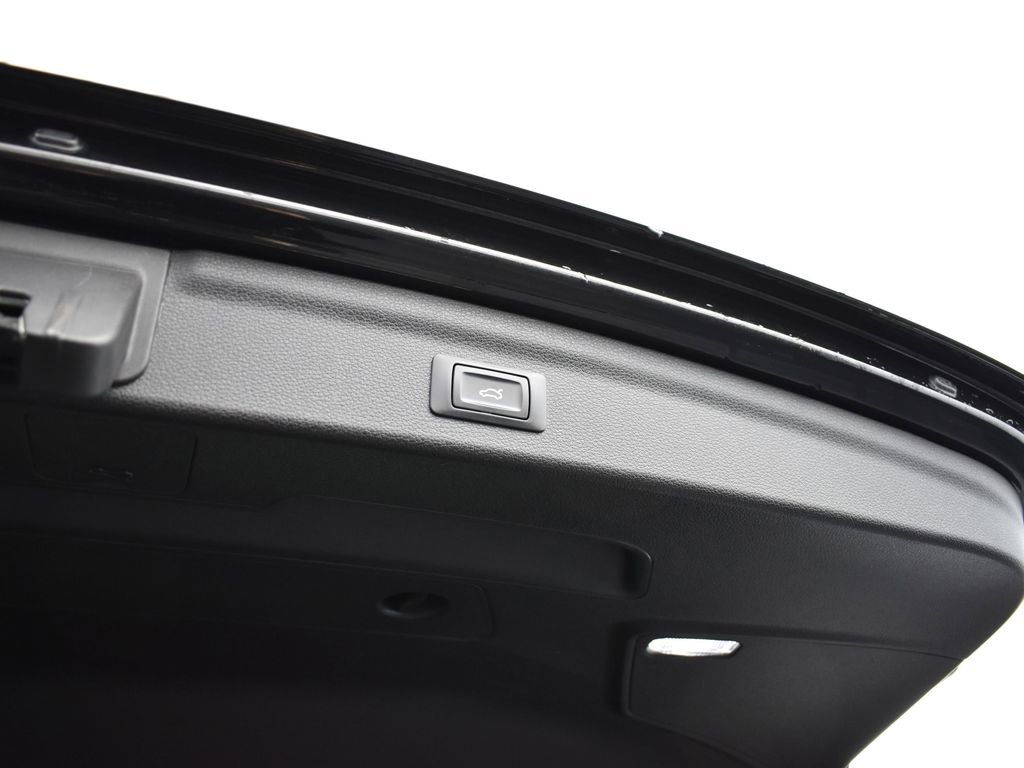 Used 2022 Audi Q3 2.0T Premium image 29