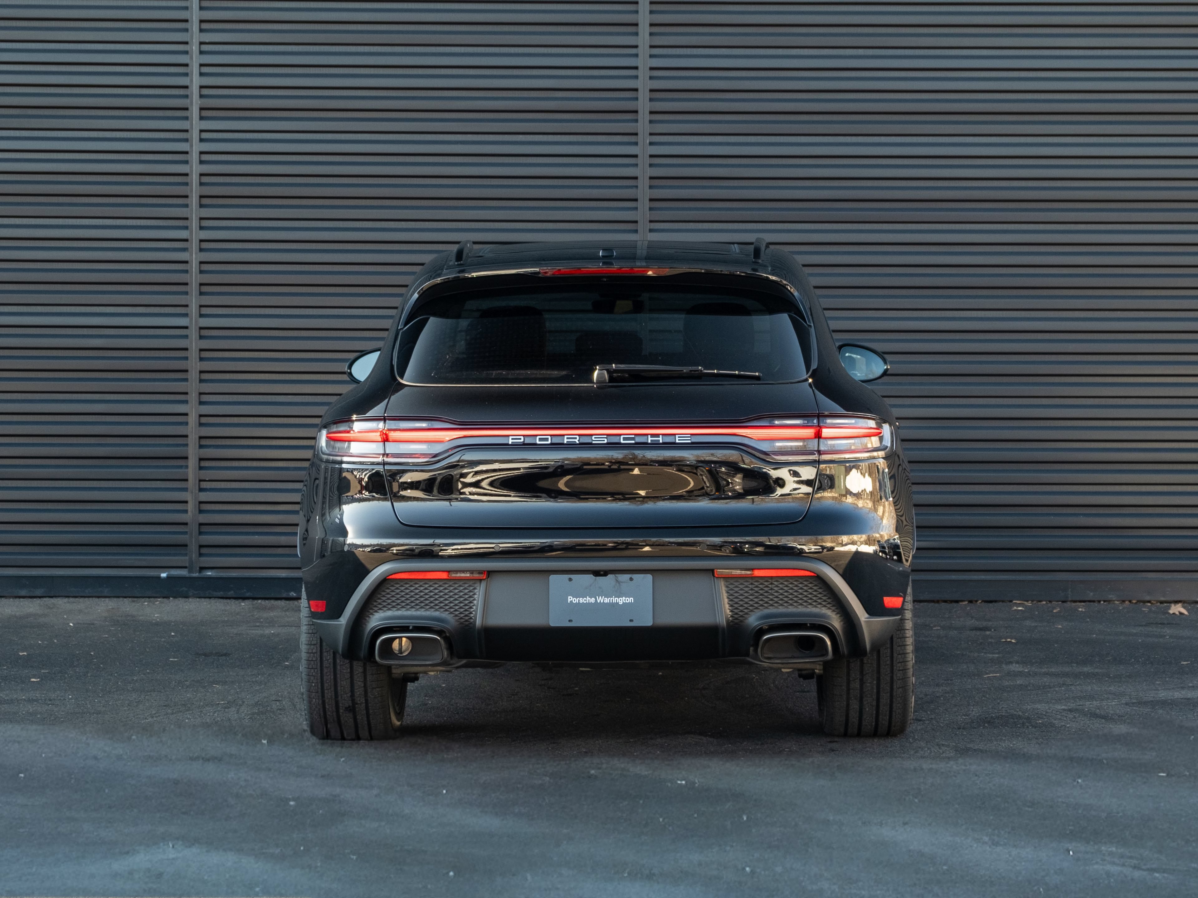 Certified 2026 Porsche Macan Turbo AWD/4WD image 7