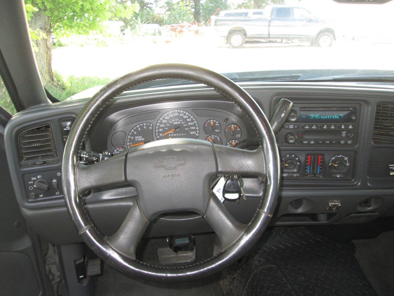 Used 2007 Chevrolet Silverado 2500 LT AWD/4WD image 15