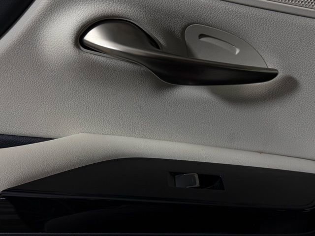 Certified 2025 Lexus ES 300h 300h w/ Premium Package image 24