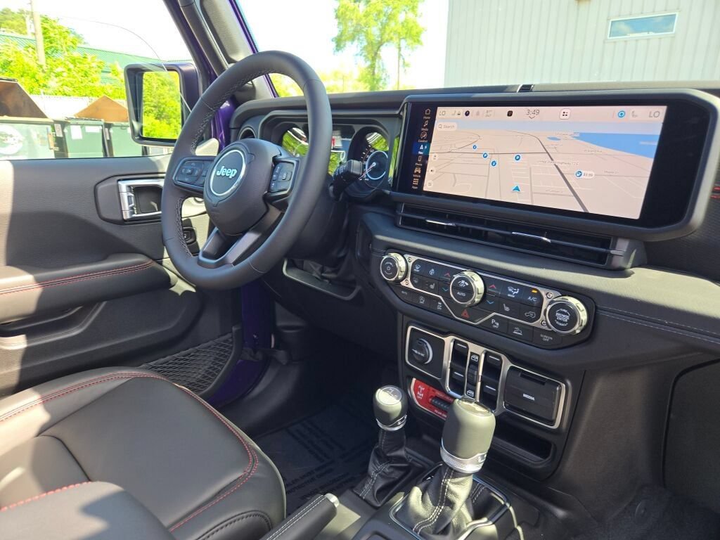 New 2026 Jeep Wrangler Unlimited Rubicon AWD/4WD image 10