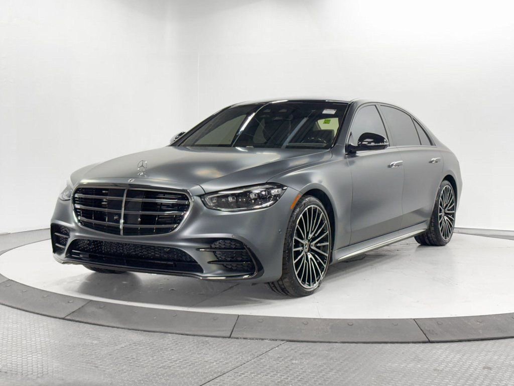 Used 2023 Mercedes-Benz S 580 4MATIC Sedan w/ AMG Line image 3