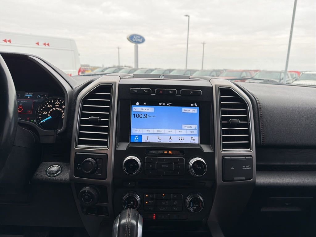 Used 2018 Ford F150 Platinum w/ Equipment Group 701A Luxury image 18