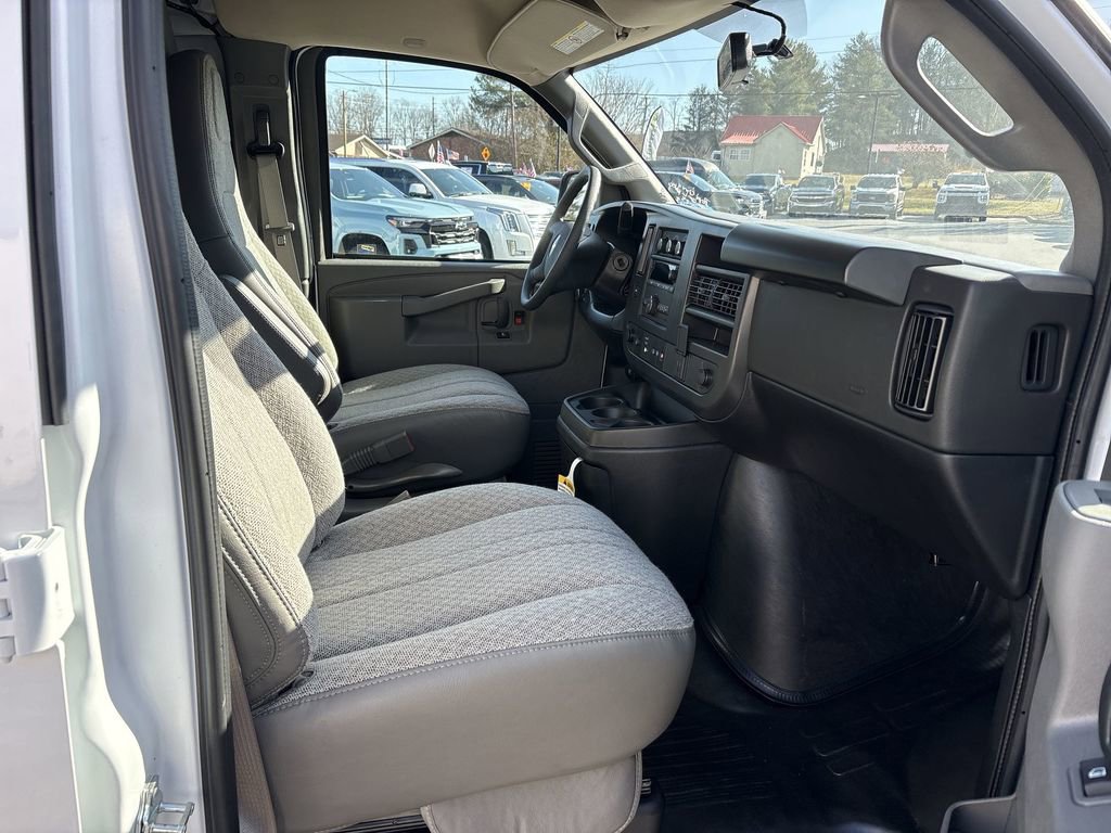 New 2025 Chevrolet Express 3500 Extended w/ Driver Convenience Package RWD image 23