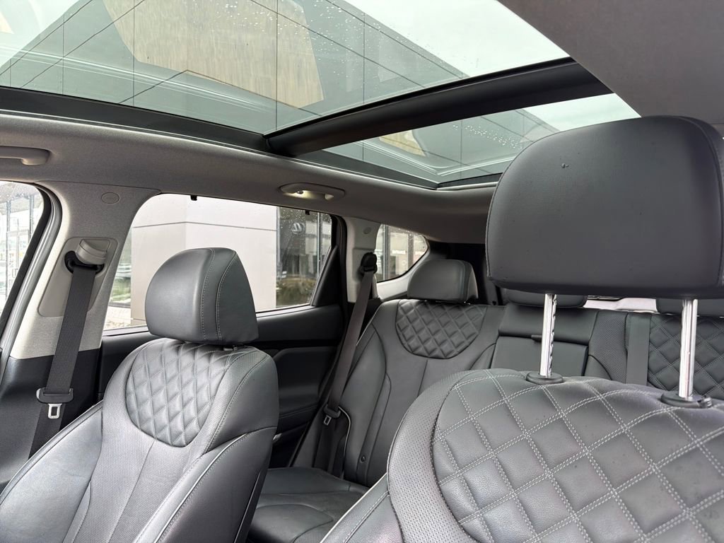 Used 2022 Hyundai Santa Fe Limited image 11
