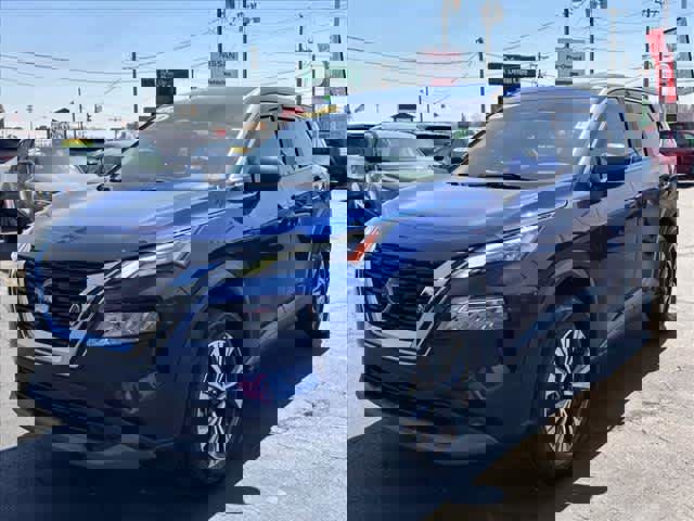 Used 2023 Nissan Rogue SV image 6