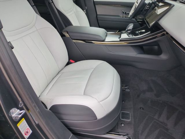 Used 2025 Land Rover Range Rover Sport Dynamic SE AWD/4WD image 18