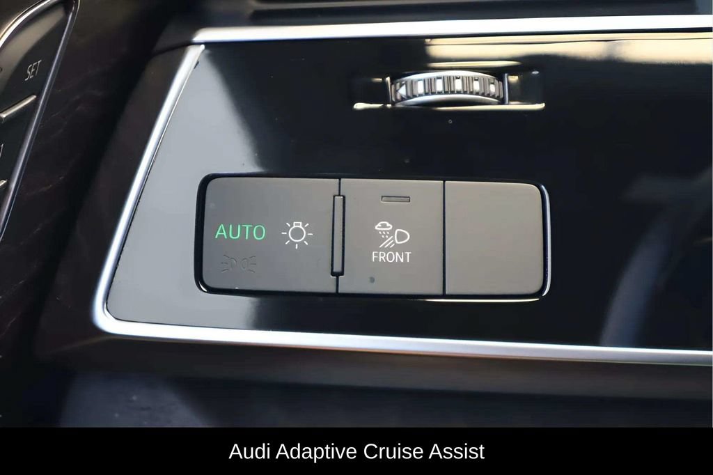 Used 2020 Audi Q8 Premium Plus w/ Premium Plus Package AWD/4WD image 13