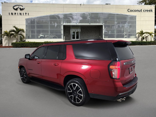 Used 2022 Chevrolet Suburban RST w/ Sport Performance Package RWD image 6