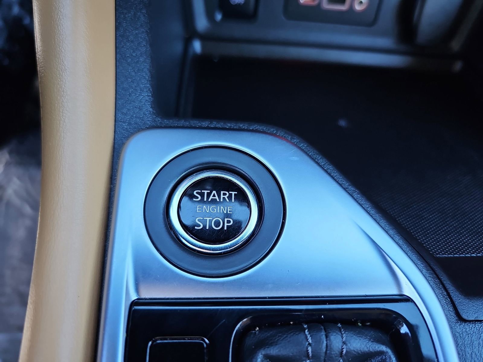 Used 2025 Nissan Sentra SV w/ SV Premium Package image 28