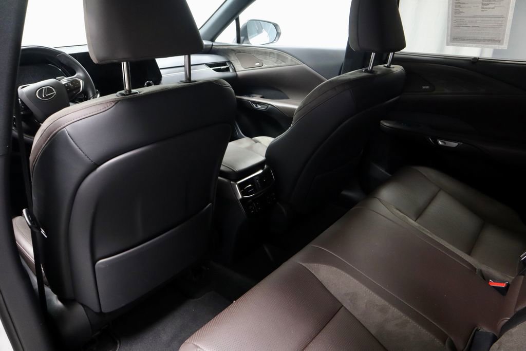 Used 2024 Lexus RX 350 AWD w/ Convenience Package image 22