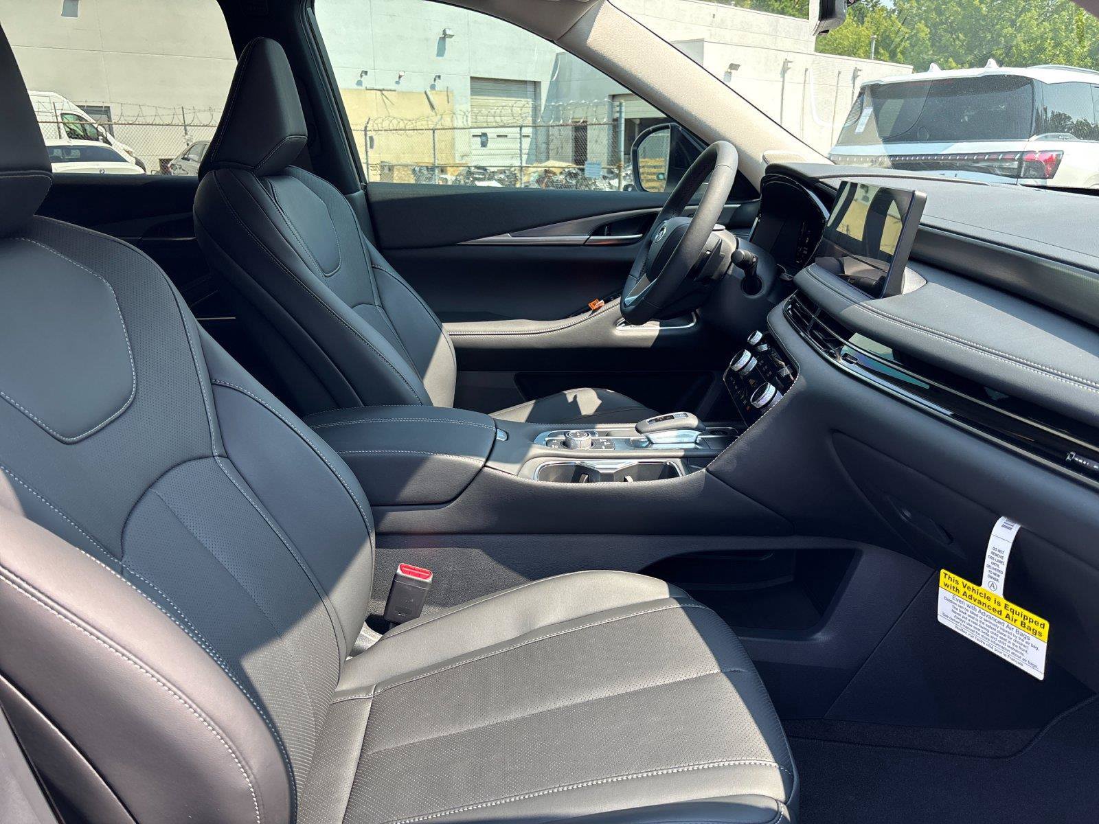 New 2027 INFINITI QX60 Luxe w/ Cargo Package FWD image 41