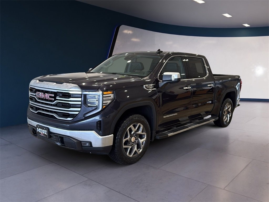 Used 2023 GMC Sierra 1500 SLT w/ SLT Premium Package image 3