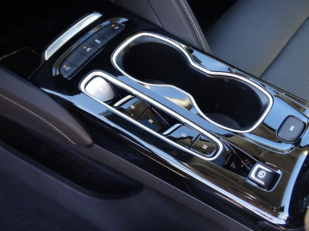 Used 2021 Buick Envision Essence w/ Technology Package I image 19