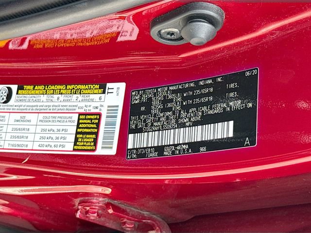 Used 2020 Toyota Highlander XLE image 31
