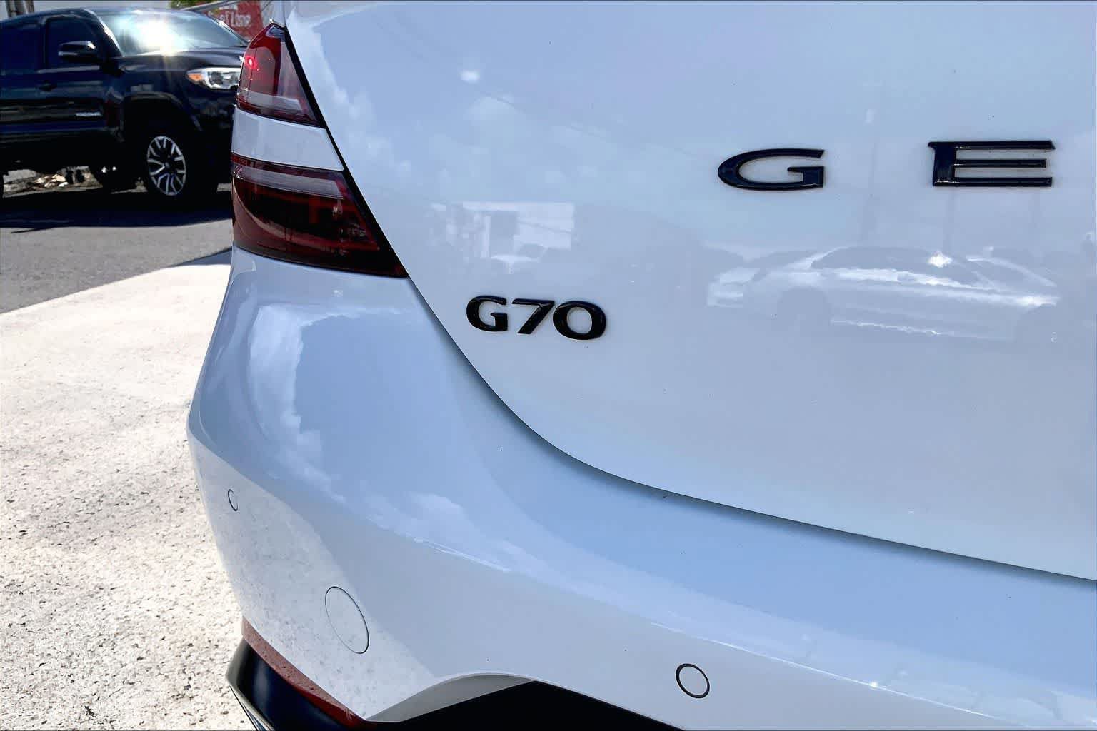 Used 2022 Genesis G70 3.3T w/ Sport Advanced Package RWD image 7