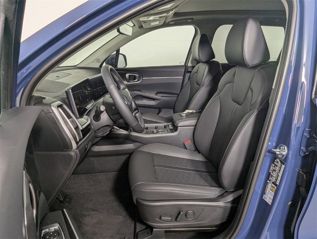 New 2026 Kia Sorento S image 12