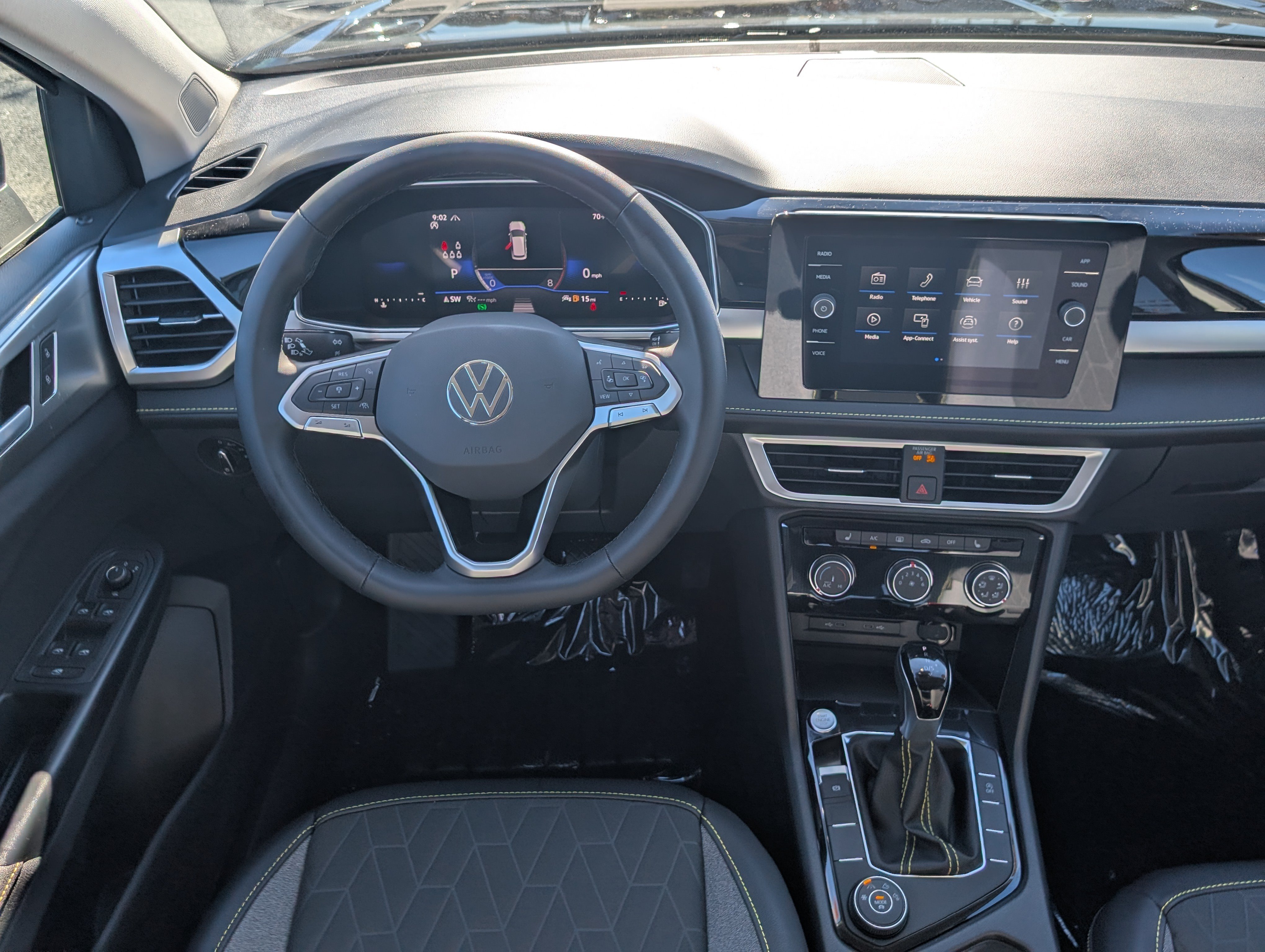 New 2027 Volkswagen Taos Sport AWD/4WD image 13