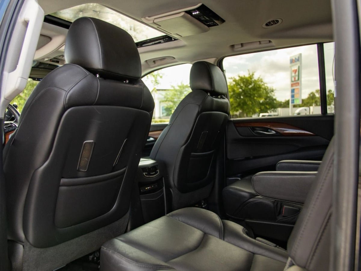 Used 2016 Cadillac Escalade ESV Luxury AWD/4WD image 27