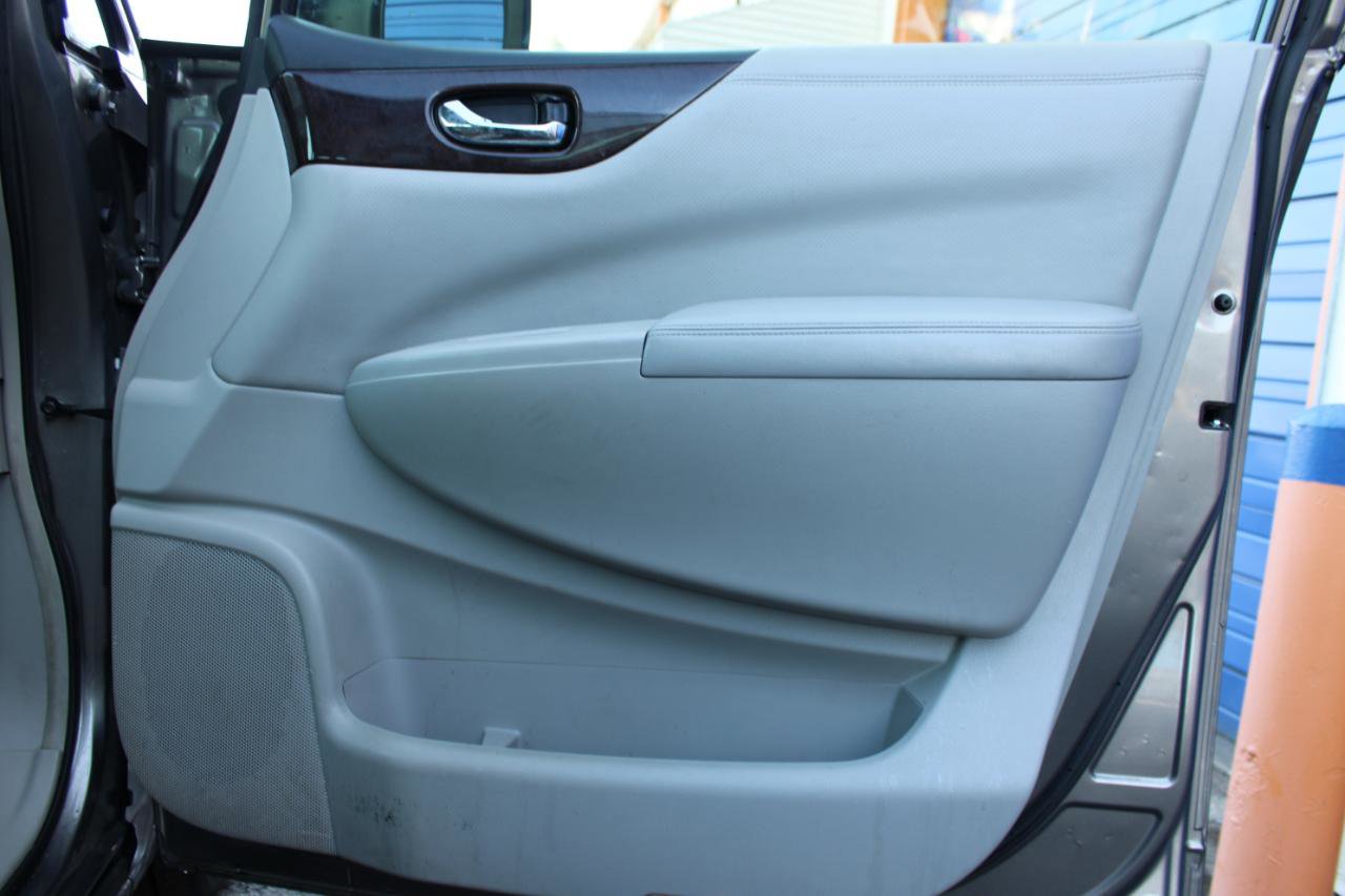Used 2014 Nissan Quest S image 44