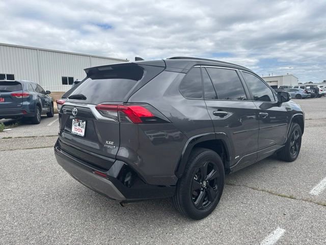 Used 2019 Toyota RAV4 XSE AWD/4WD image 5