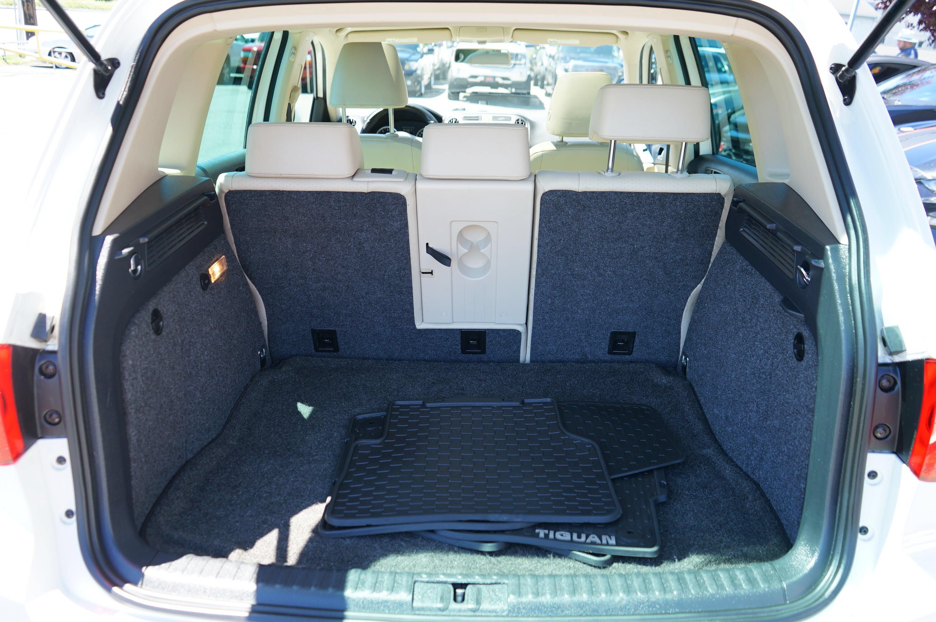 Used 2011 Volkswagen Tiguan S AWD/4WD image 5