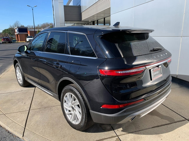 Certified 2023 Lincoln Corsair AWD image 3