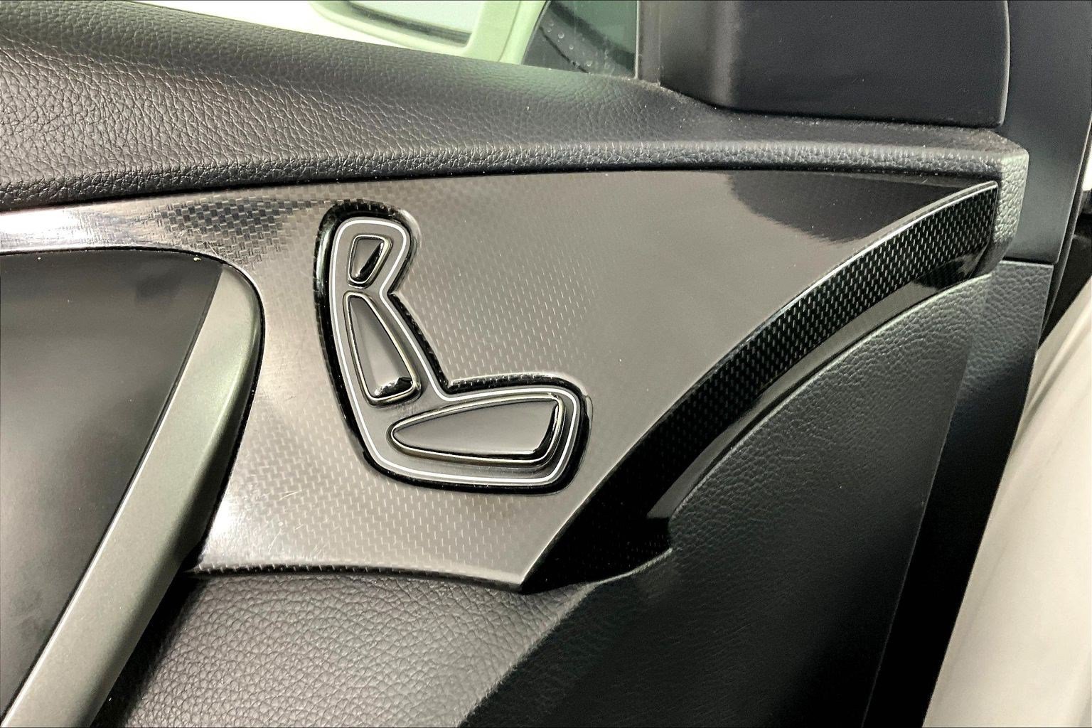 Used 2013 Hyundai Azera FWD image 36
