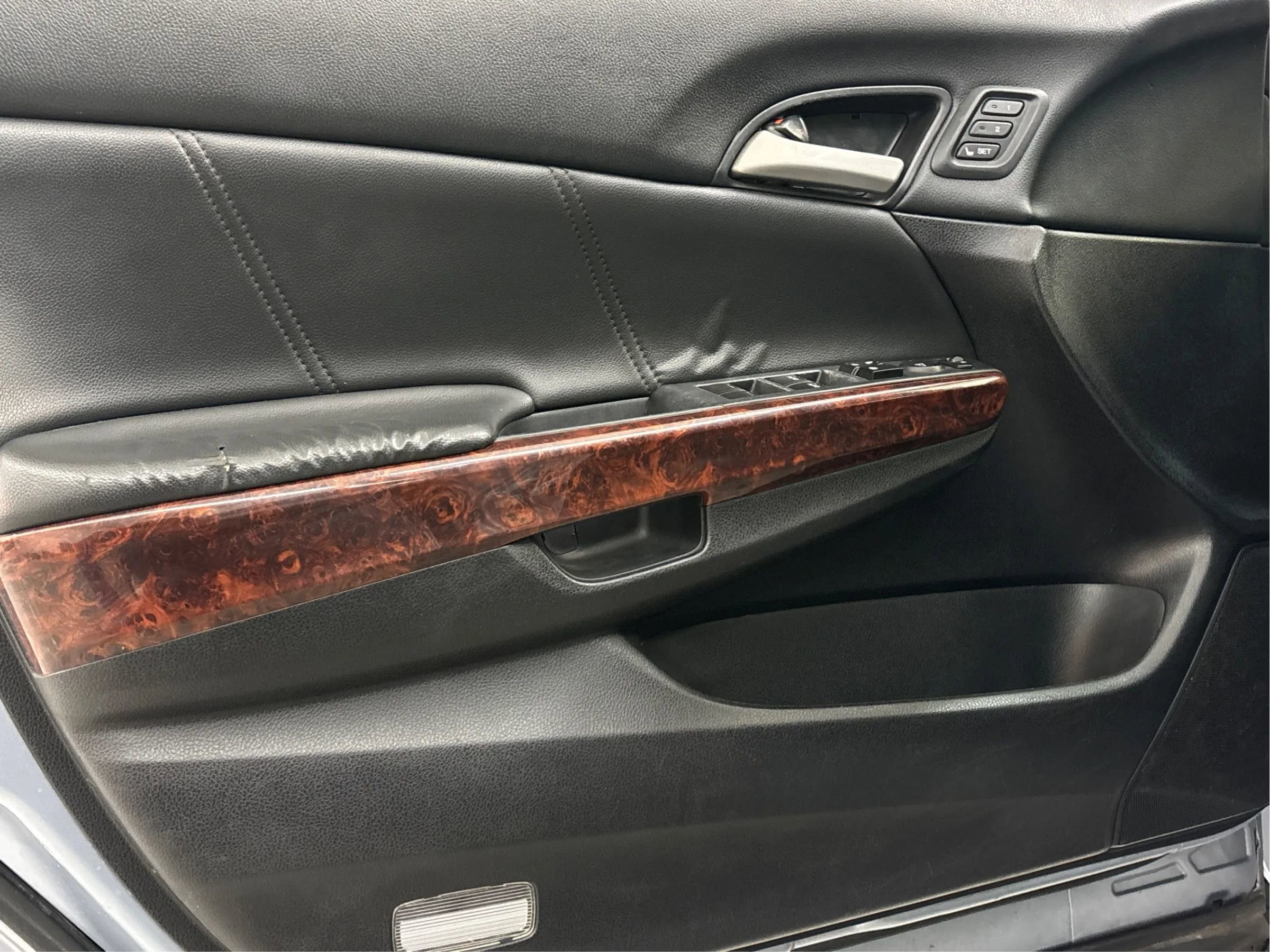 Used 2011 Honda Crosstour EX-L image 26