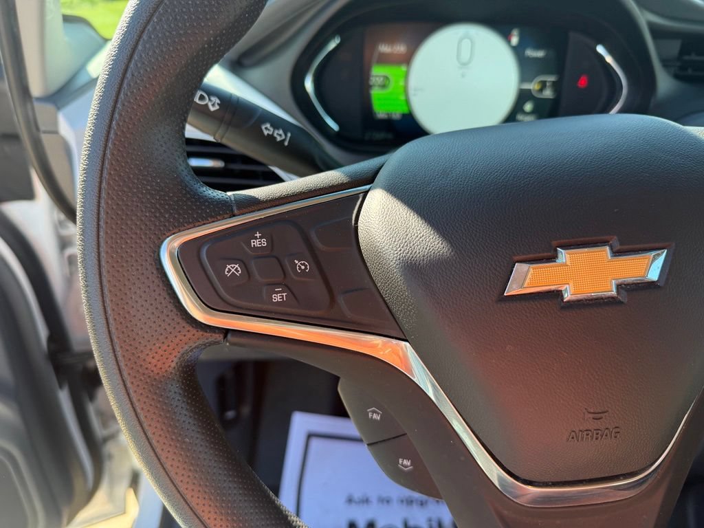 Used 2021 Chevrolet Bolt LT FWD image 29