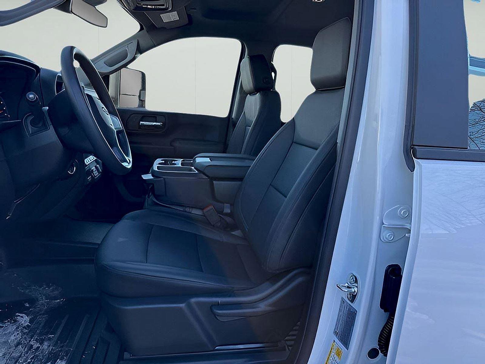 New 2025 Chevrolet Silverado 2500 W/T image 15