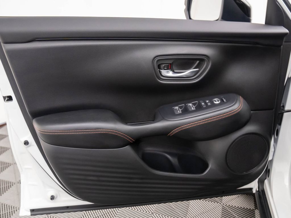 Certified 2026 Honda HR-V Sport image 15