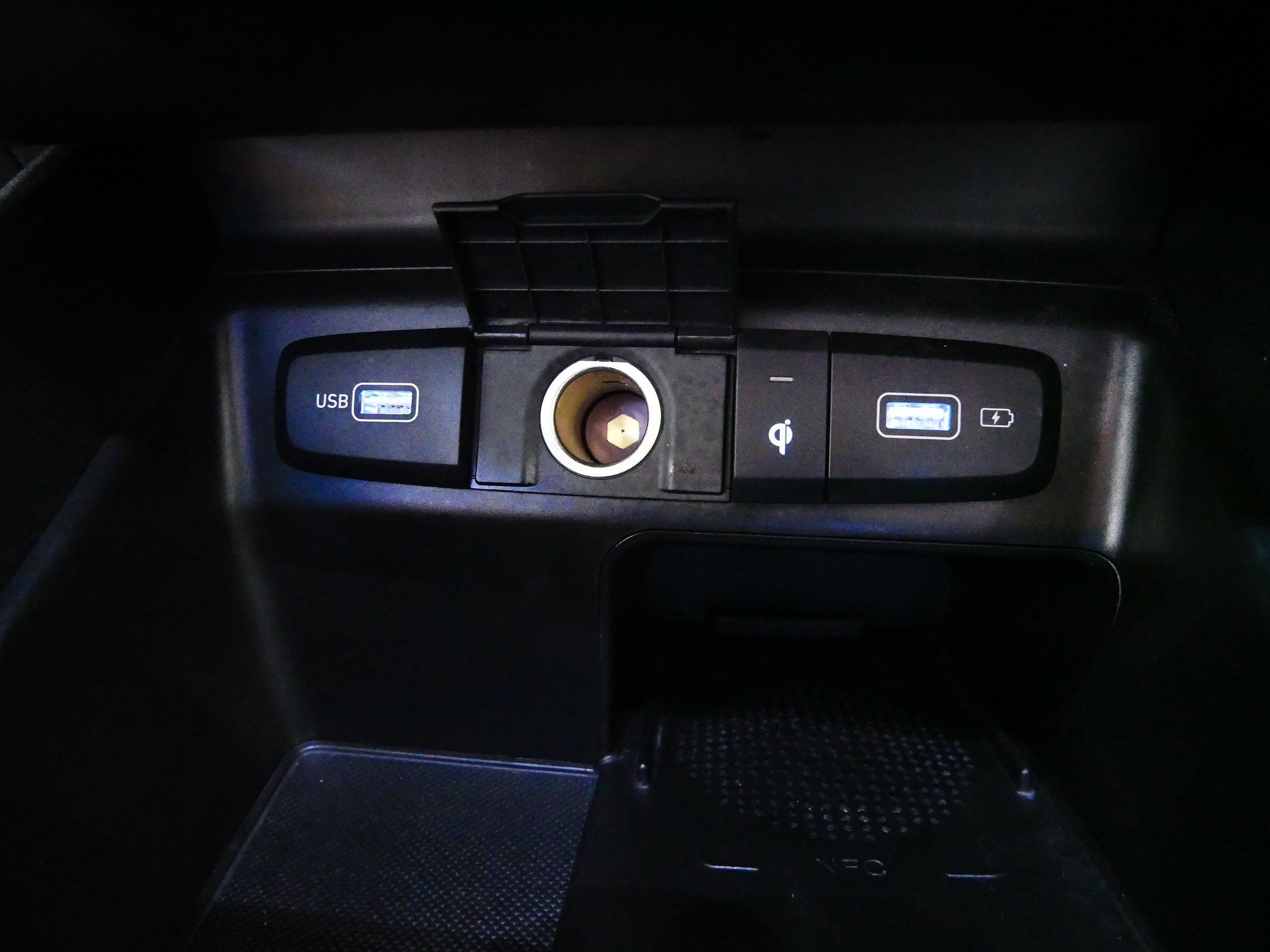 Used 2022 Hyundai Santa Cruz SEL Premium AWD/4WD image 29