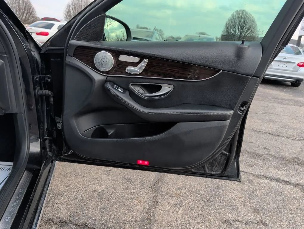 Used 2018 Mercedes-Benz C 300 C 300 4MATIC Sedan 4D w/ Premium Package image 17