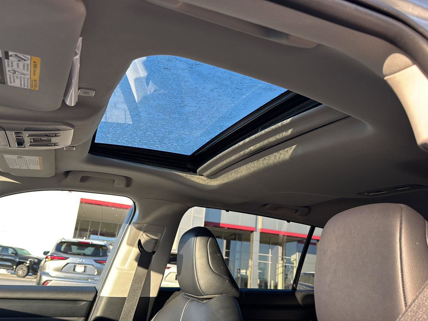 Certified 2025 Toyota Highlander XLE image 26