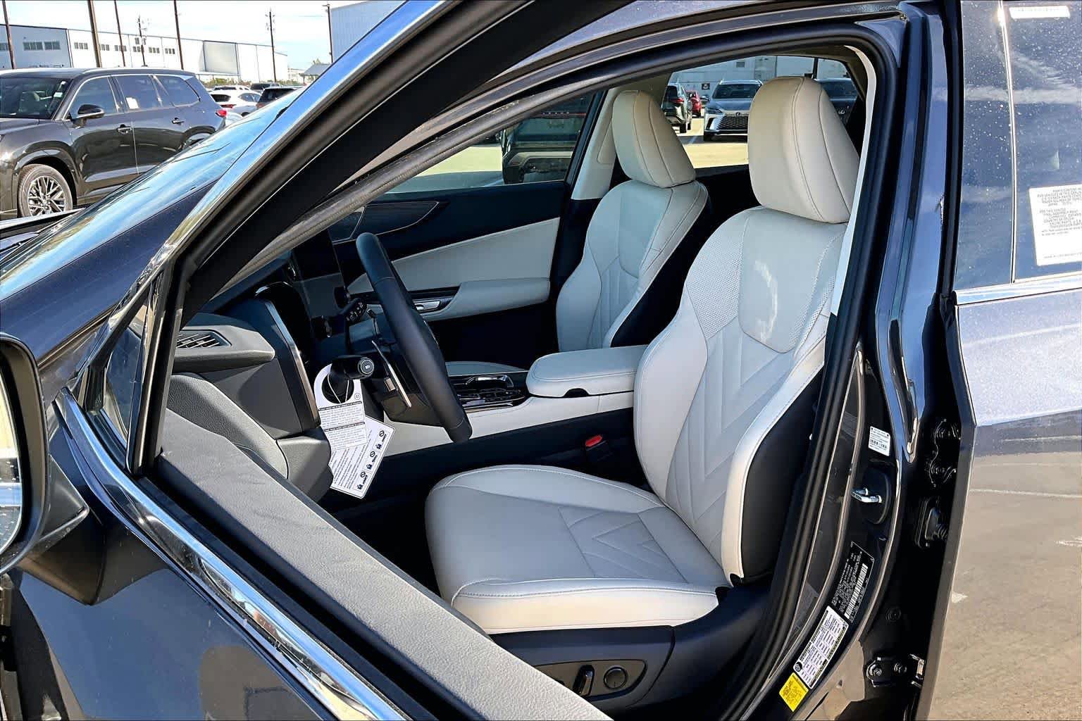 New 2026 Lexus NX 350 AWD w/ Luxury Package image 9