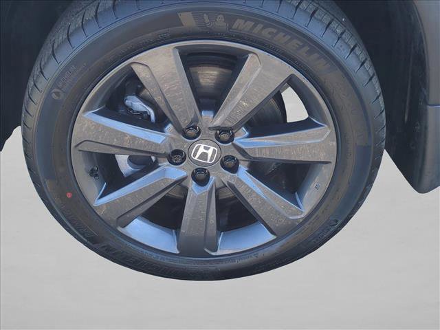 Used 2023 Honda Pilot Sport image 24