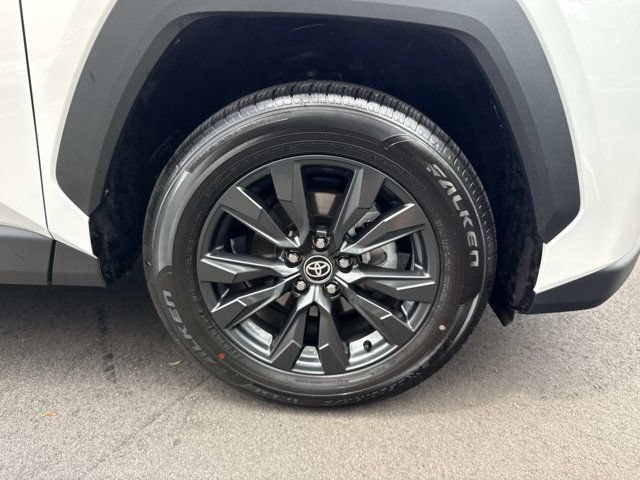 Certified 2026 Toyota RAV4 XLE Premium AWD/4WD image 32